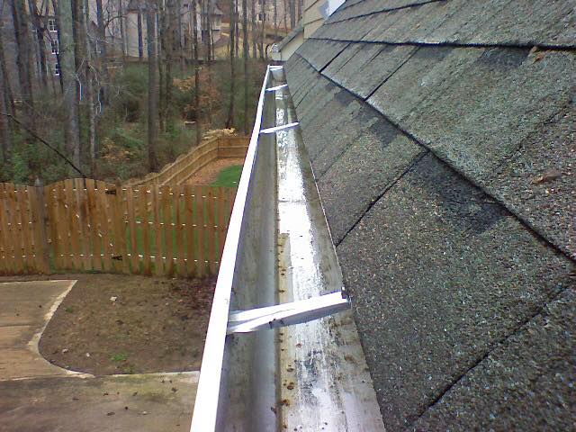 Pinehurst gutter cleaning service near me