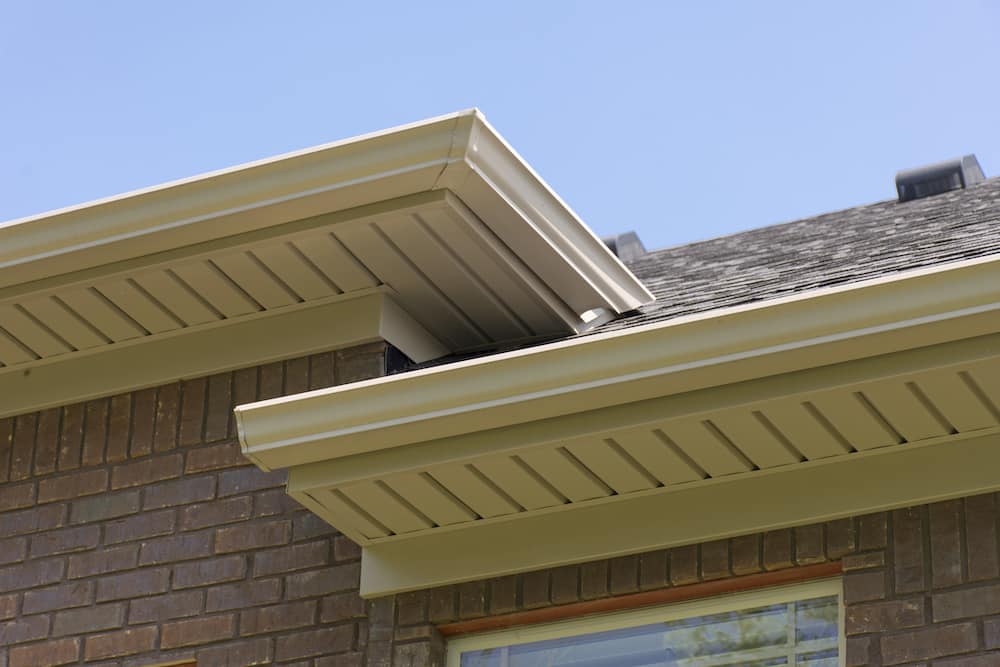 Seven Lakes gutter cleaning service near me